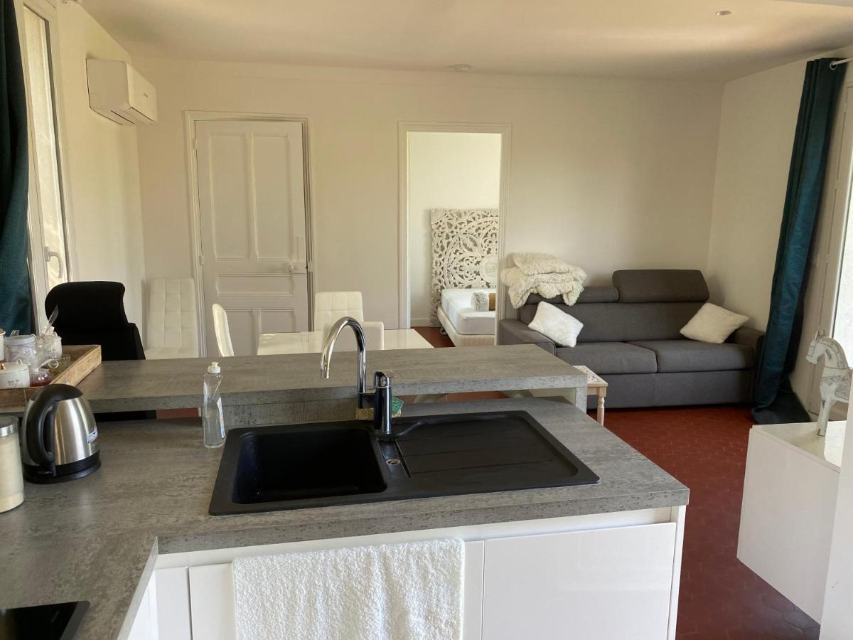 Petite Maison De Charme - Le Jardin Secret D'Alice Roquebrune-sur Argens Bagian luar foto